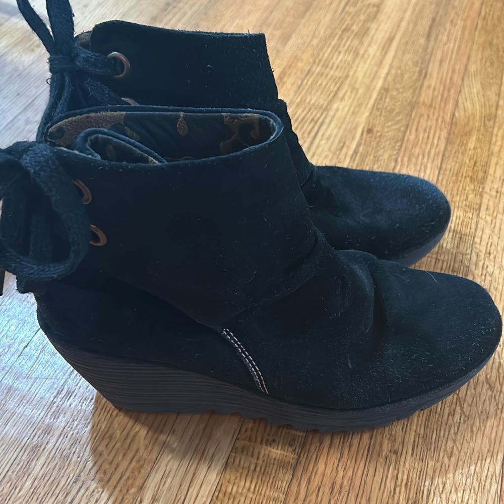 FLY London Black Suede Yama boot size 10 (41).